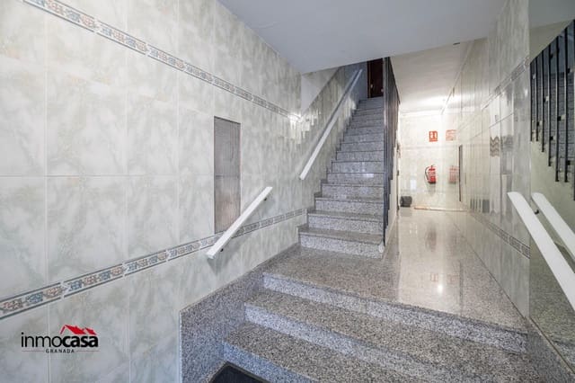 2 soveværelse Lejlighed til salg i Granada by - € 165.000 (Ref: 10062145)