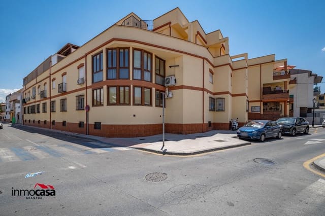 Appartement de 2 chambres à louer à Churriana de la Vega avec garage - 750 € (Ref: 10076557)