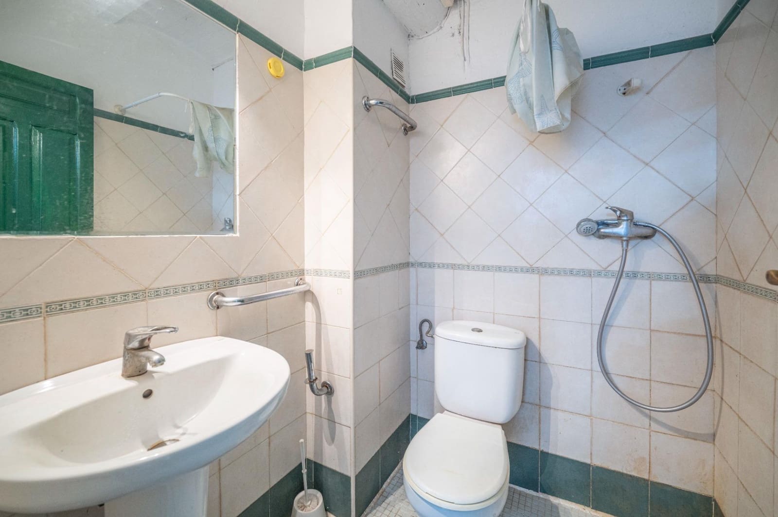 7 Zimmer Finca/Landgut zu verkaufen in Salar mit Garage - 380.000 € (Ref: 10086342)