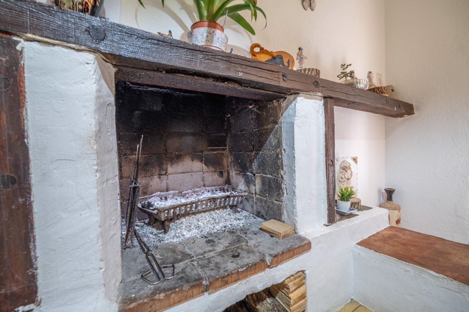 7 Zimmer Finca/Landgut zu verkaufen in Salar mit Garage - 380.000 € (Ref: 10086342)
