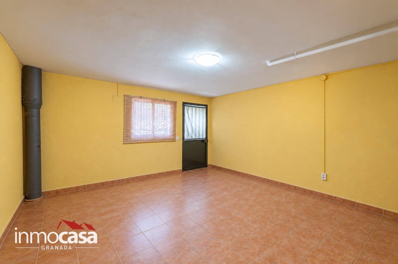 5 bedroom Villa for sale in Peligros with pool - € 434,900 (Ref: 10094854)