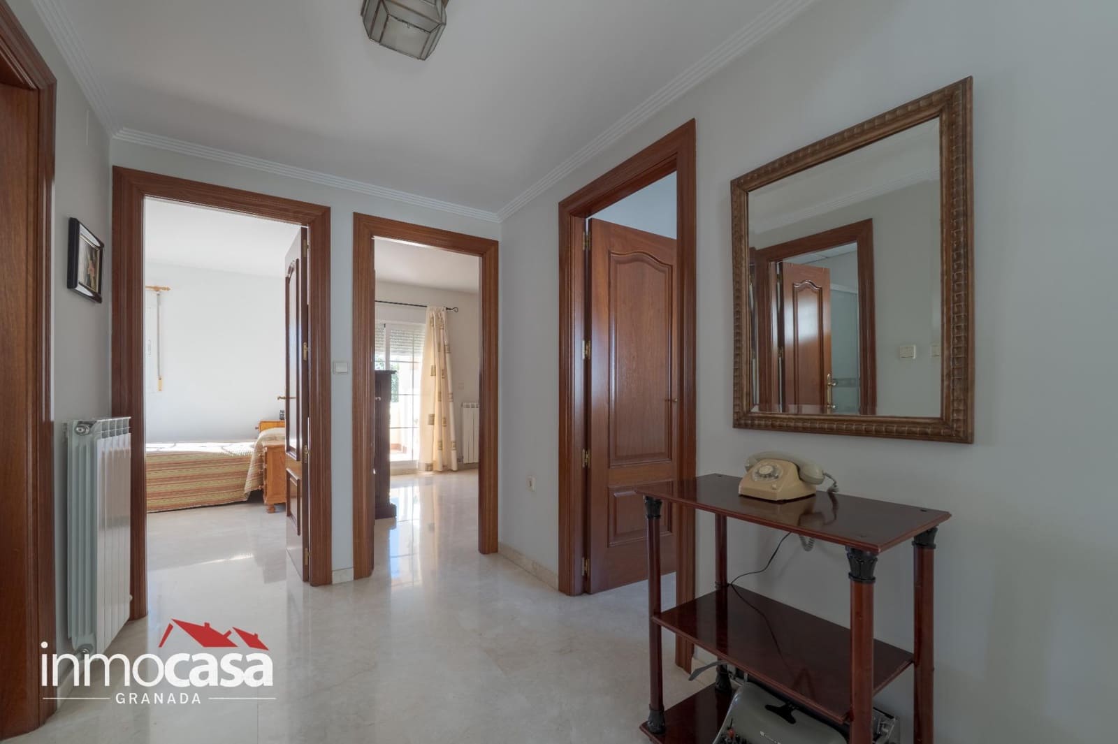 5 bedroom Villa for sale in Peligros with pool - € 434,900 (Ref: 10094854)
