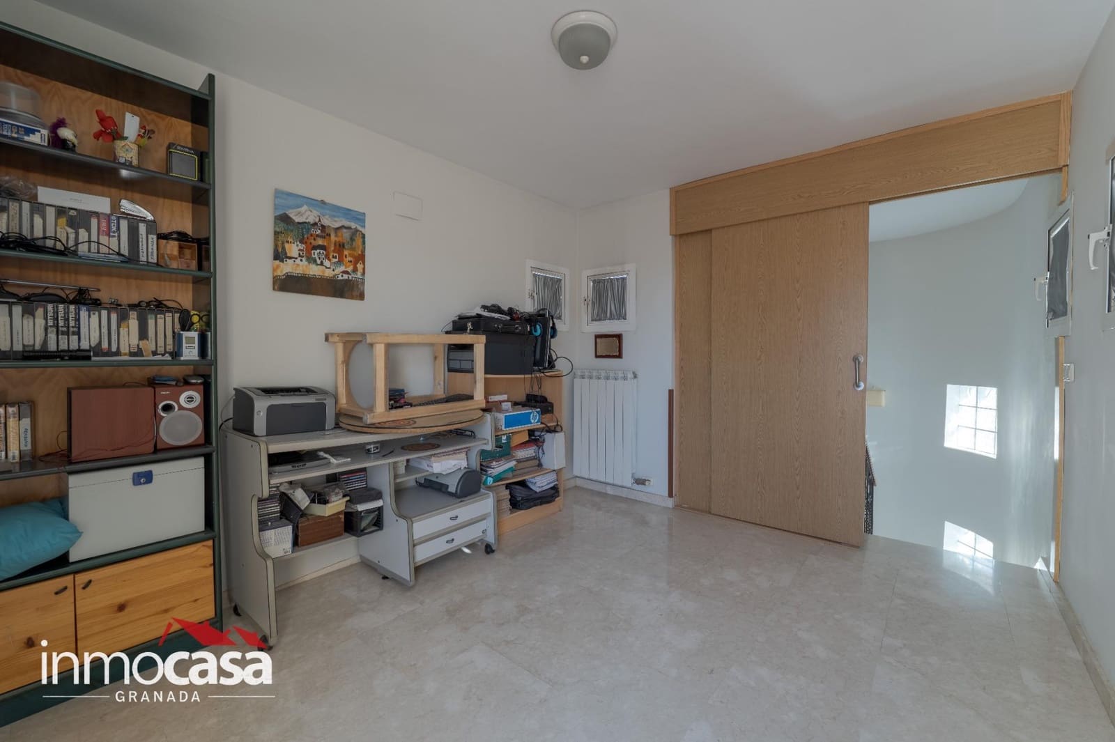 5 bedroom Villa for sale in Peligros with pool - € 434,900 (Ref: 10094854)