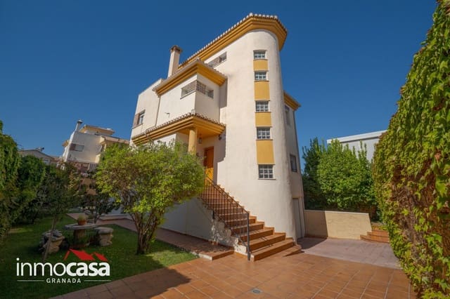 5 bedroom Villa for sale in Peligros - € 434,900 (Ref: 10094854)