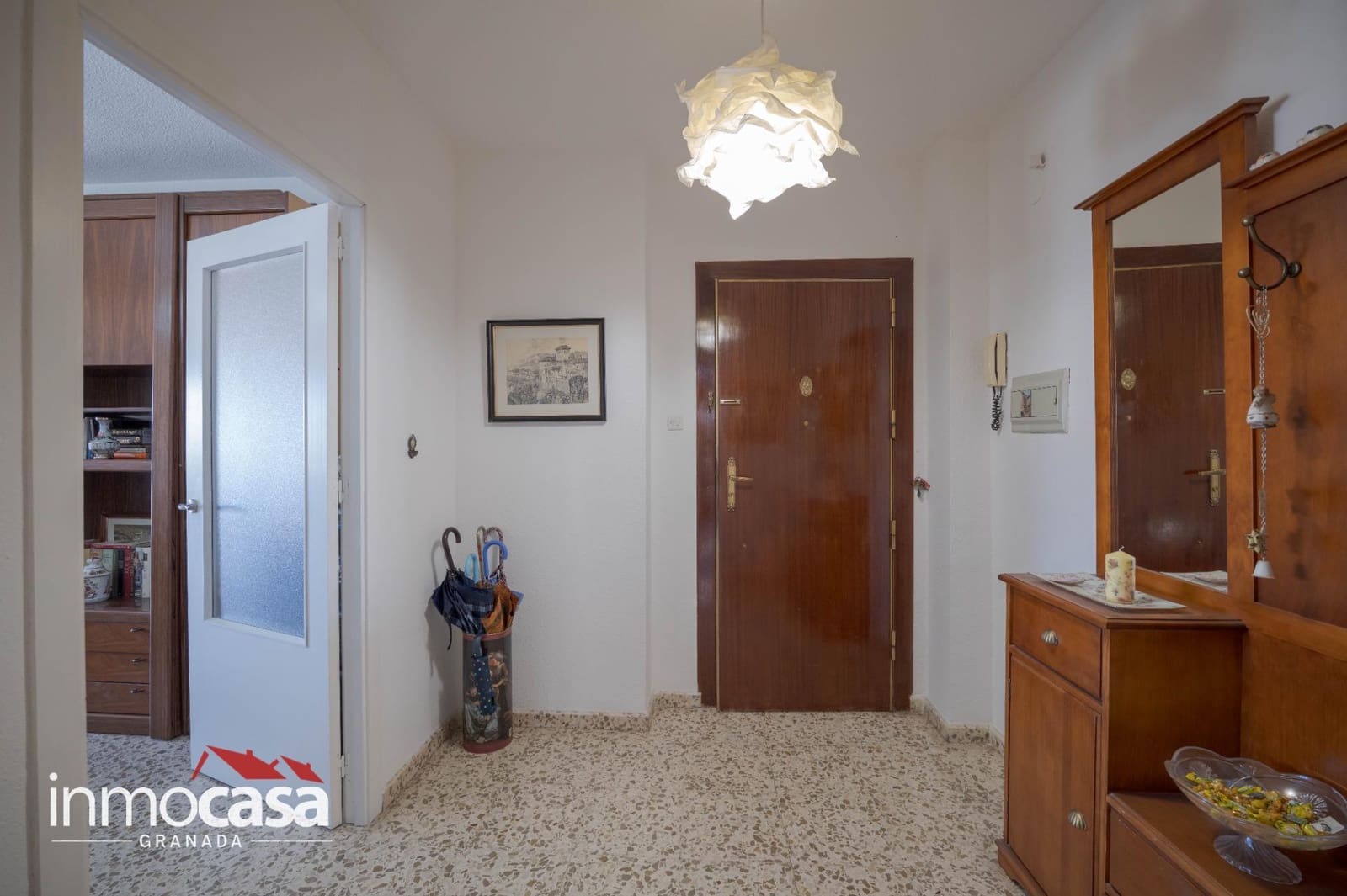 4 sovrum Lägenhet till salu i Granada stad med garage - 259 900 € (Ref: 10109849)