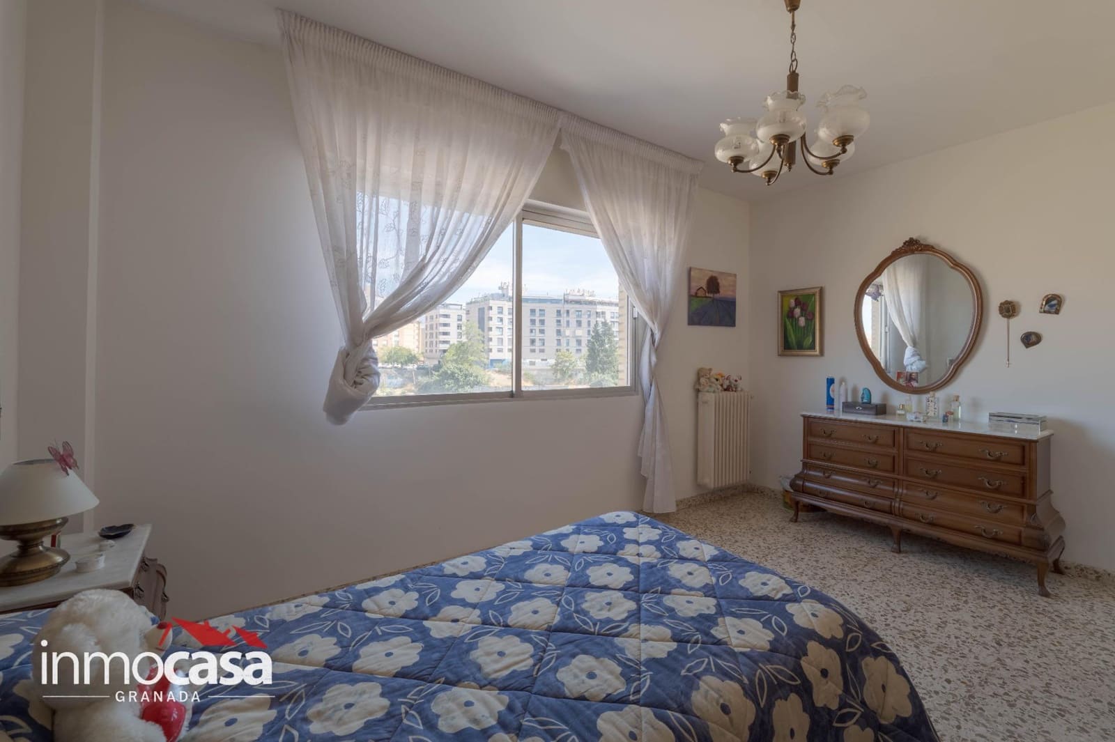 4 sovrum Lägenhet till salu i Granada stad med garage - 259 900 € (Ref: 10109849)
