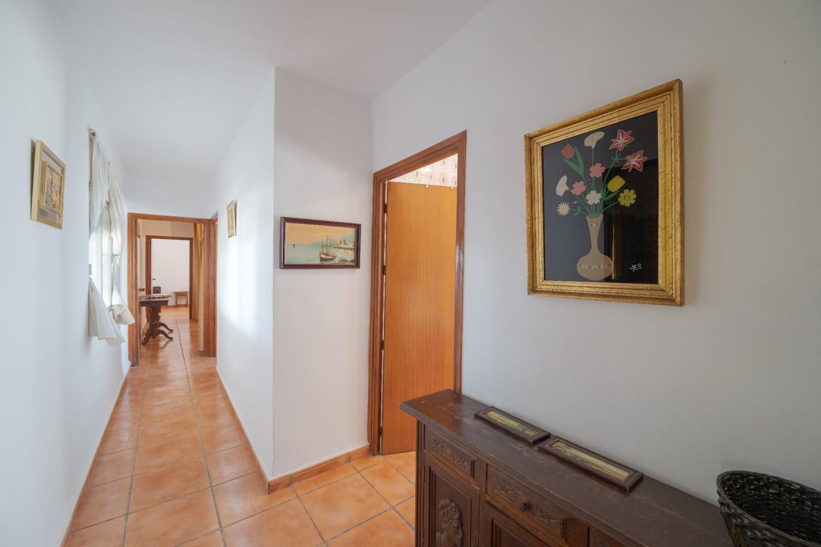7 bedroom Villa for sale in Padul with pool garage - € 450,000 (Ref: 10115780)