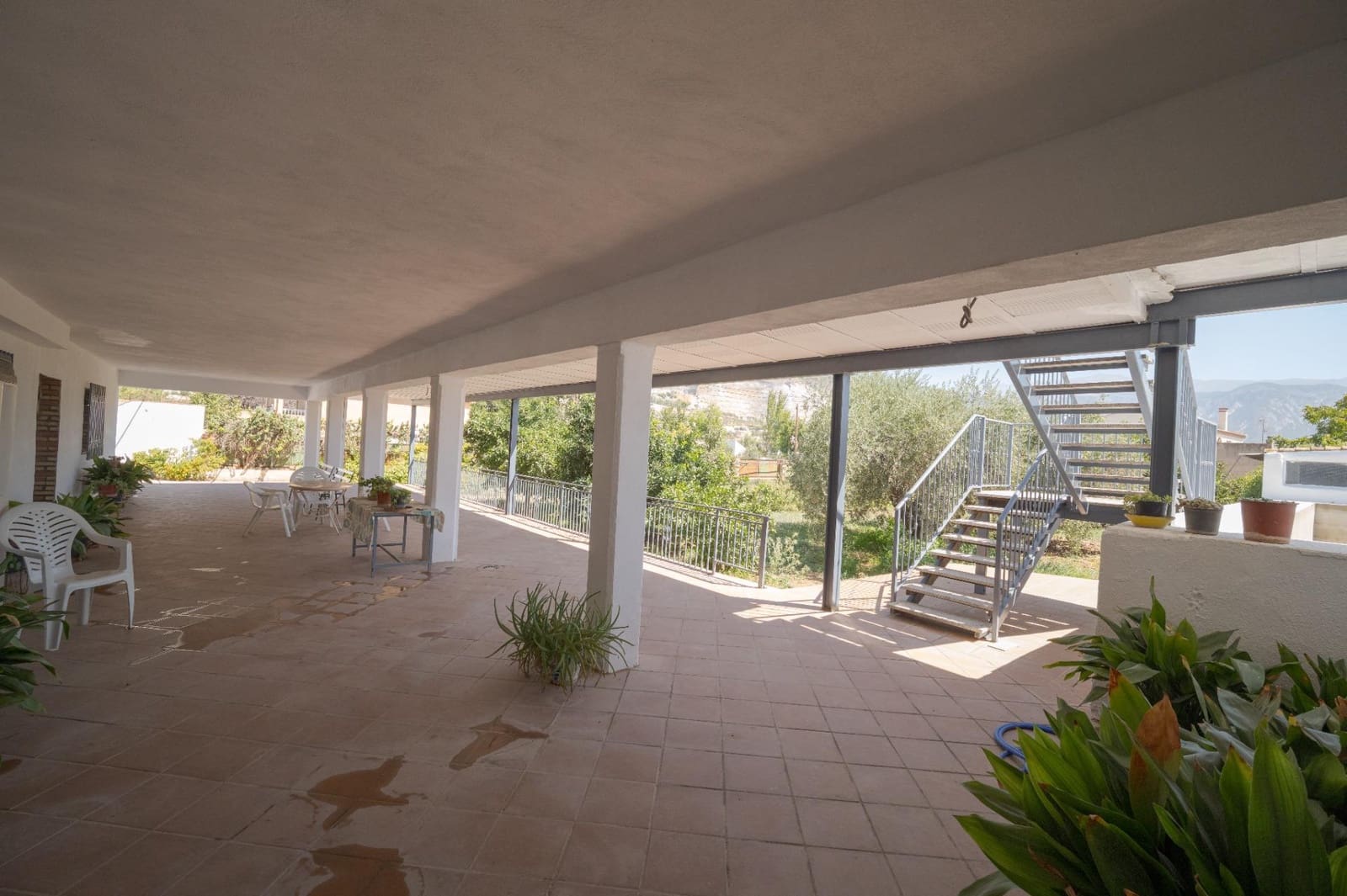 7 bedroom Villa for sale in Padul with pool garage - € 450,000 (Ref: 10115780)
