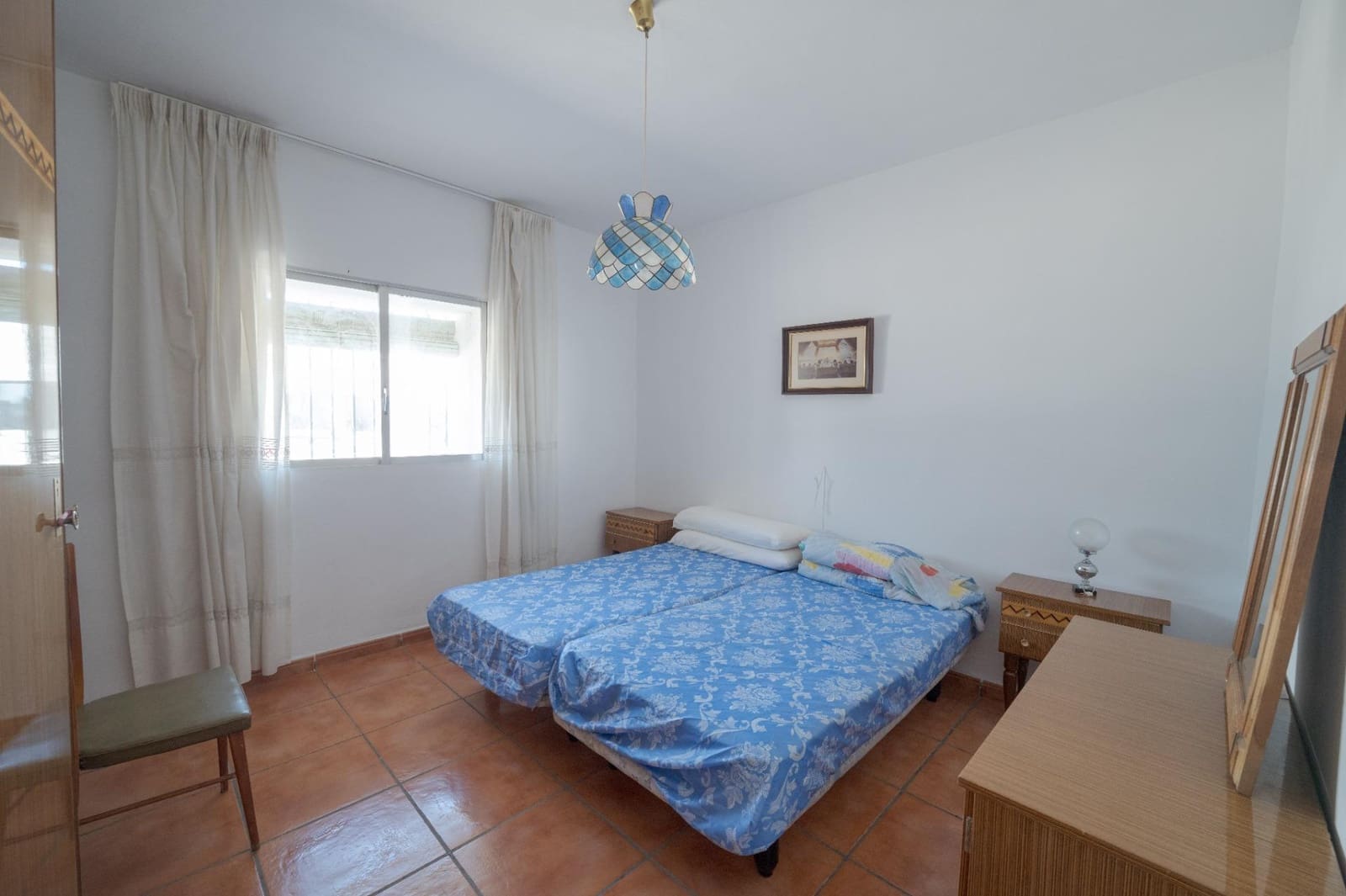 7 bedroom Villa for sale in Padul with pool garage - € 450,000 (Ref: 10115780)