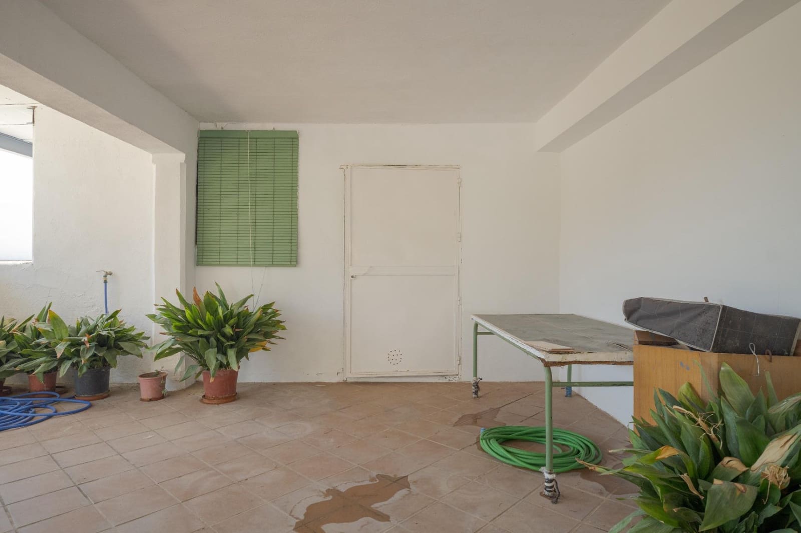 7 bedroom Villa for sale in Padul with pool garage - € 450,000 (Ref: 10115780)