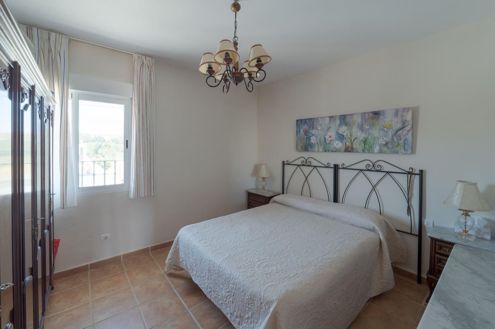 7 bedroom Villa for sale in Padul with pool garage - € 450,000 (Ref: 10115780)