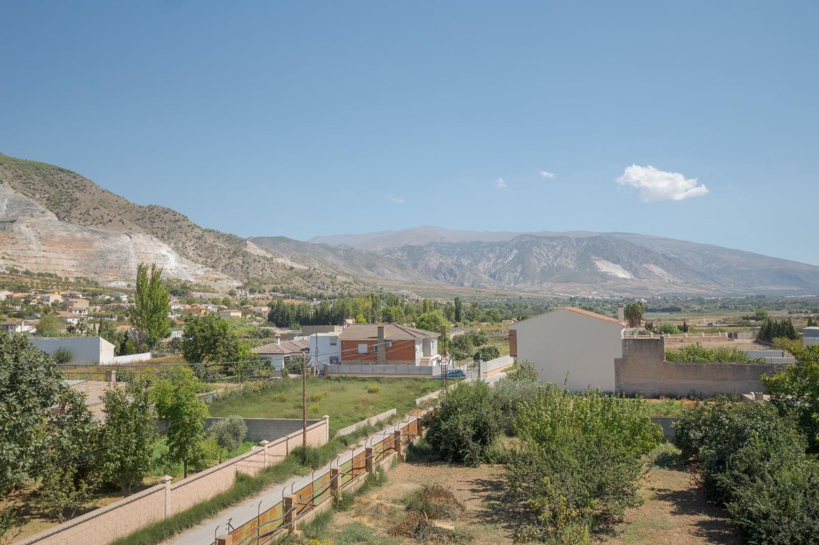 7 bedroom Villa for sale in Padul with pool garage - € 450,000 (Ref: 10115780)