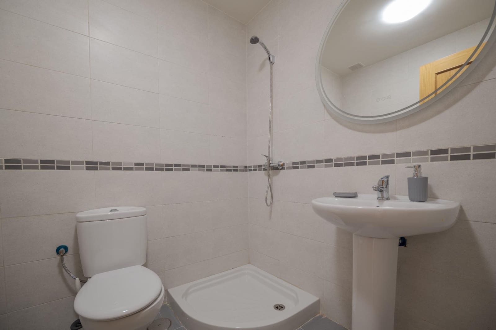 3 sovrum Lägenhet till salu i Churriana de la Vega med garage - 219 000 € (Ref: 10131773)