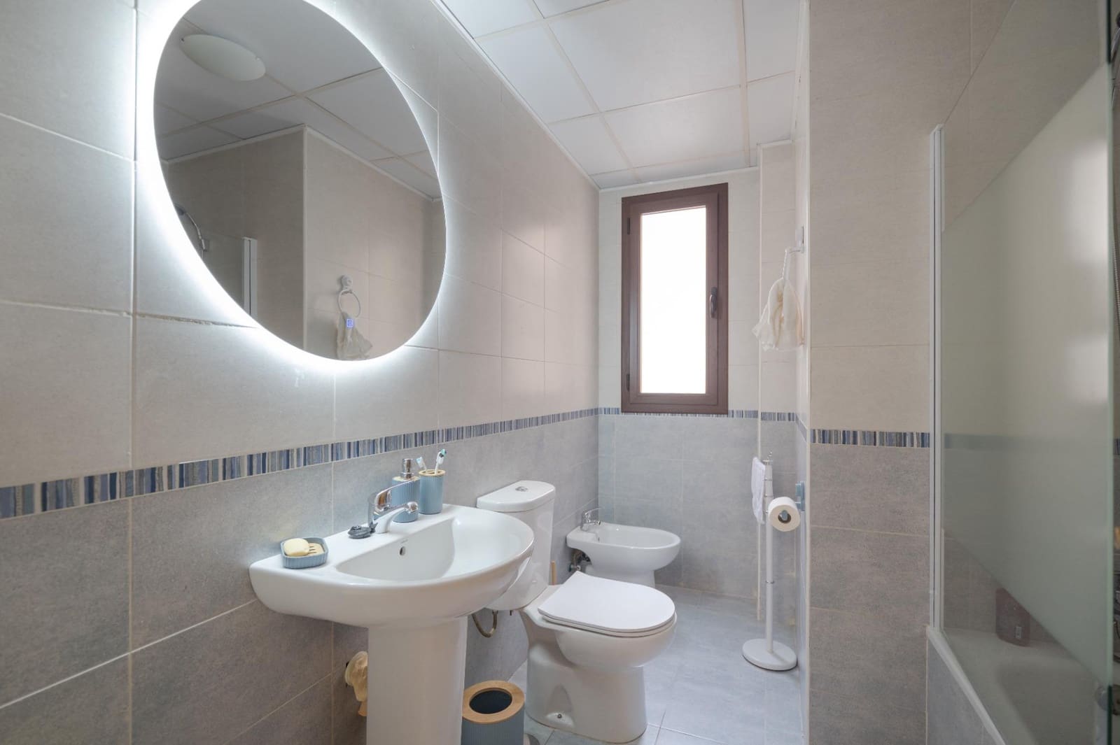3 sovrum Lägenhet till salu i Churriana de la Vega med garage - 219 000 € (Ref: 10131773)