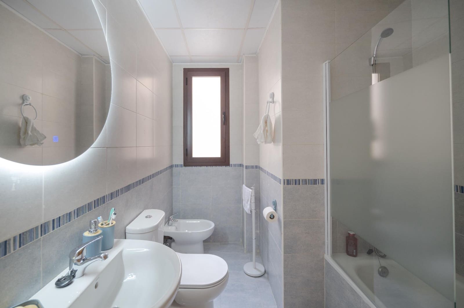 3 sovrum Lägenhet till salu i Churriana de la Vega med garage - 219 000 € (Ref: 10131773)