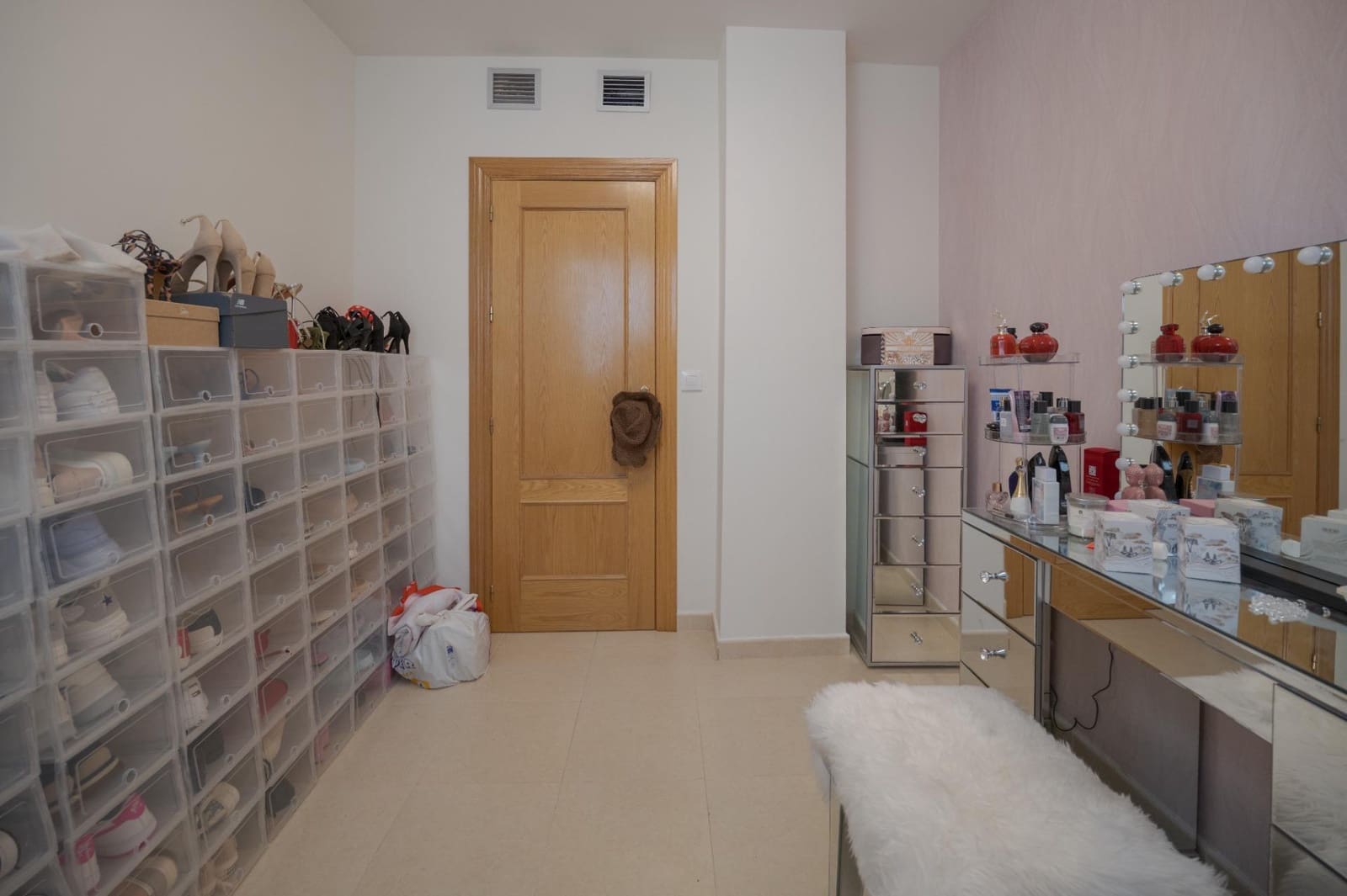 3 sovrum Lägenhet till salu i Churriana de la Vega med garage - 219 000 € (Ref: 10131773)