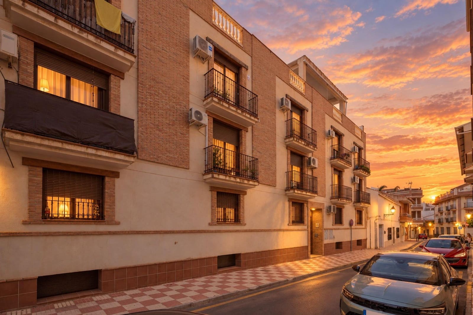 3 sovrum Lägenhet till salu i Churriana de la Vega med garage - 219 000 € (Ref: 10131773)