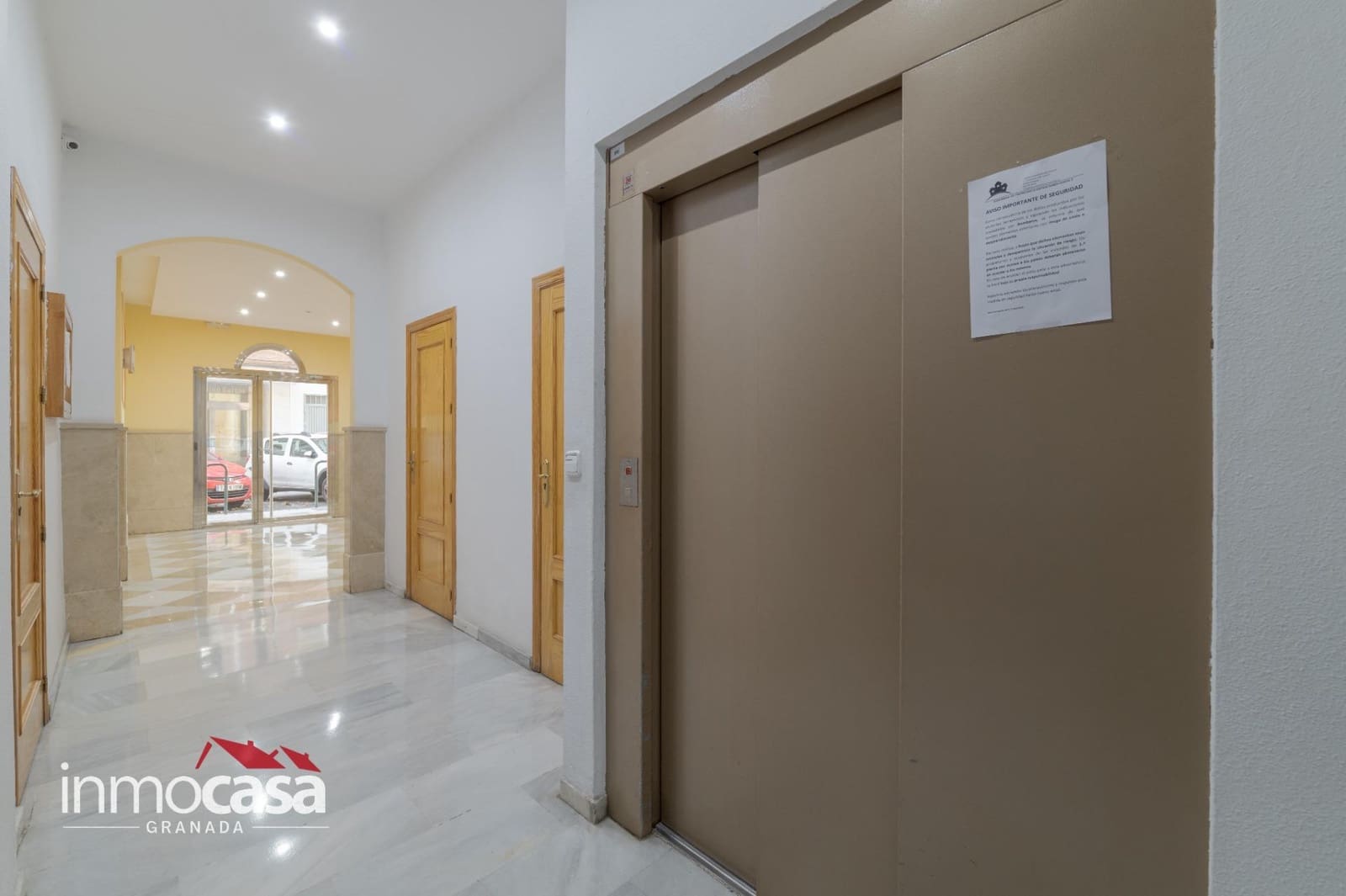 Piso de 2 habitaciones en Granada ciudad en venta con garaje - 259.900 € (Ref: 10131774)