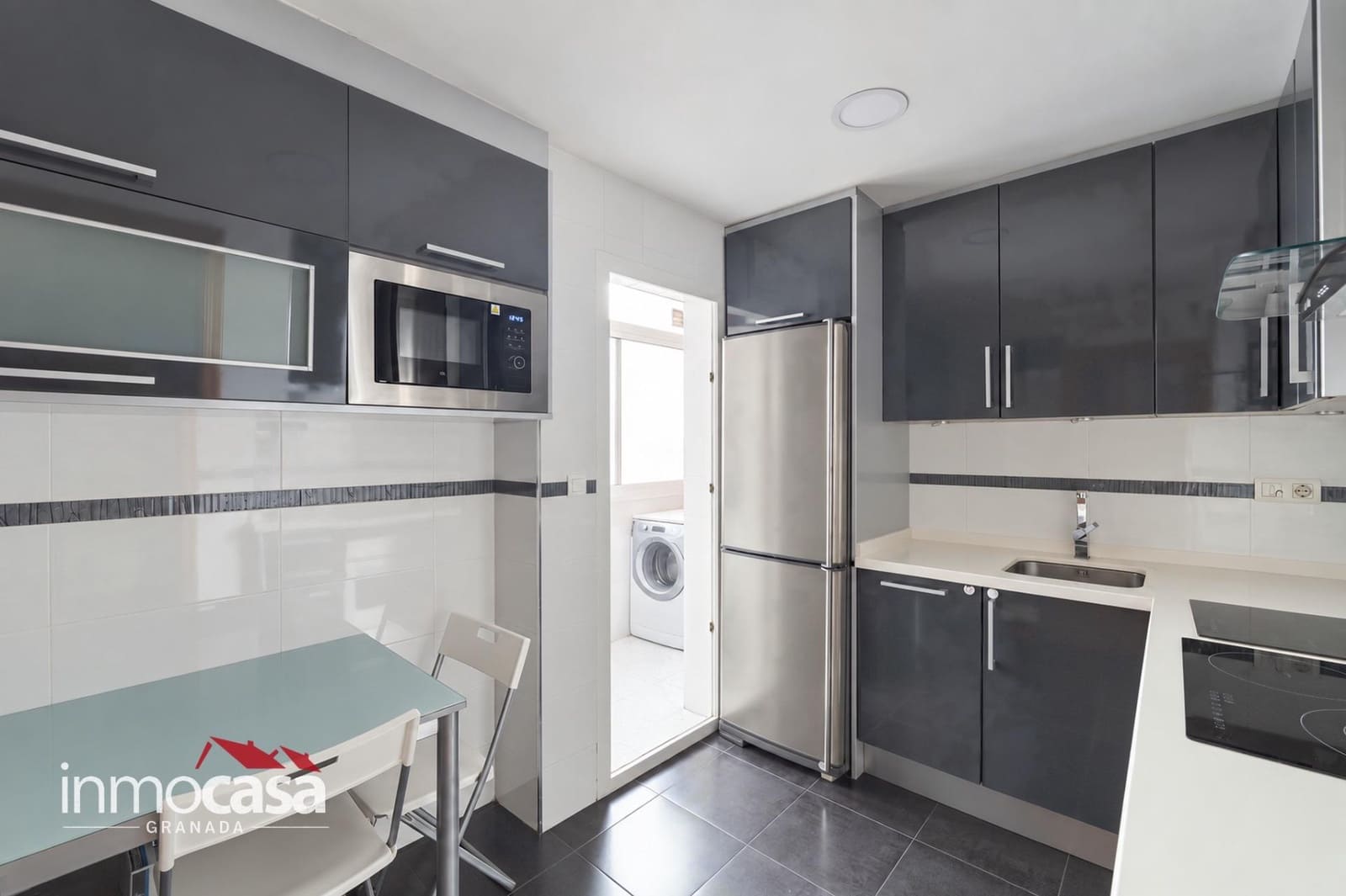 Piso de 2 habitaciones en Granada ciudad en venta con garaje - 259.900 € (Ref: 10131774)