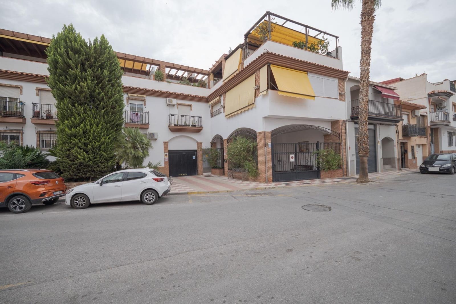2 sovrum Lägenhet till salu i Churriana de la Vega med garage - 179 000 € (Ref: 10136210)