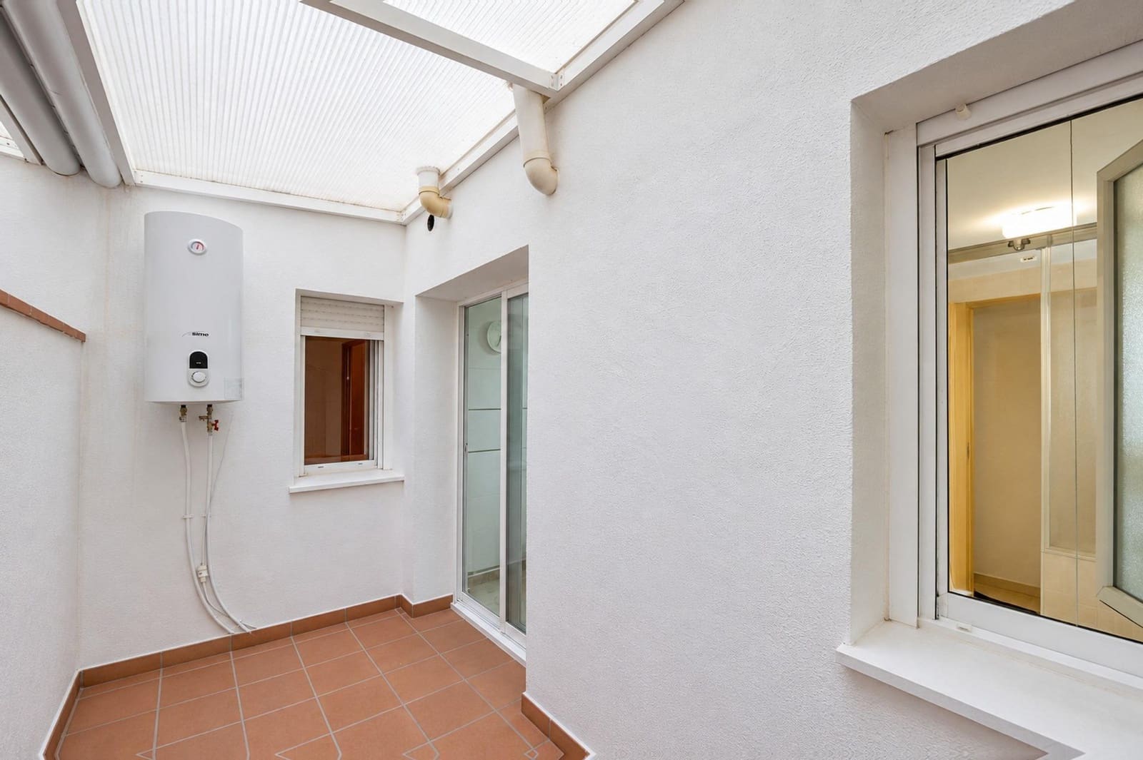 2 sovrum Lägenhet till salu i Churriana de la Vega med garage - 179 000 € (Ref: 10136210)