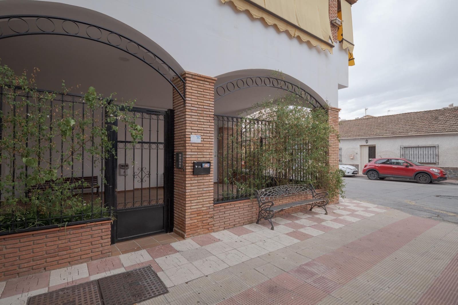 2 sovrum Lägenhet till salu i Churriana de la Vega med garage - 179 000 € (Ref: 10136210)