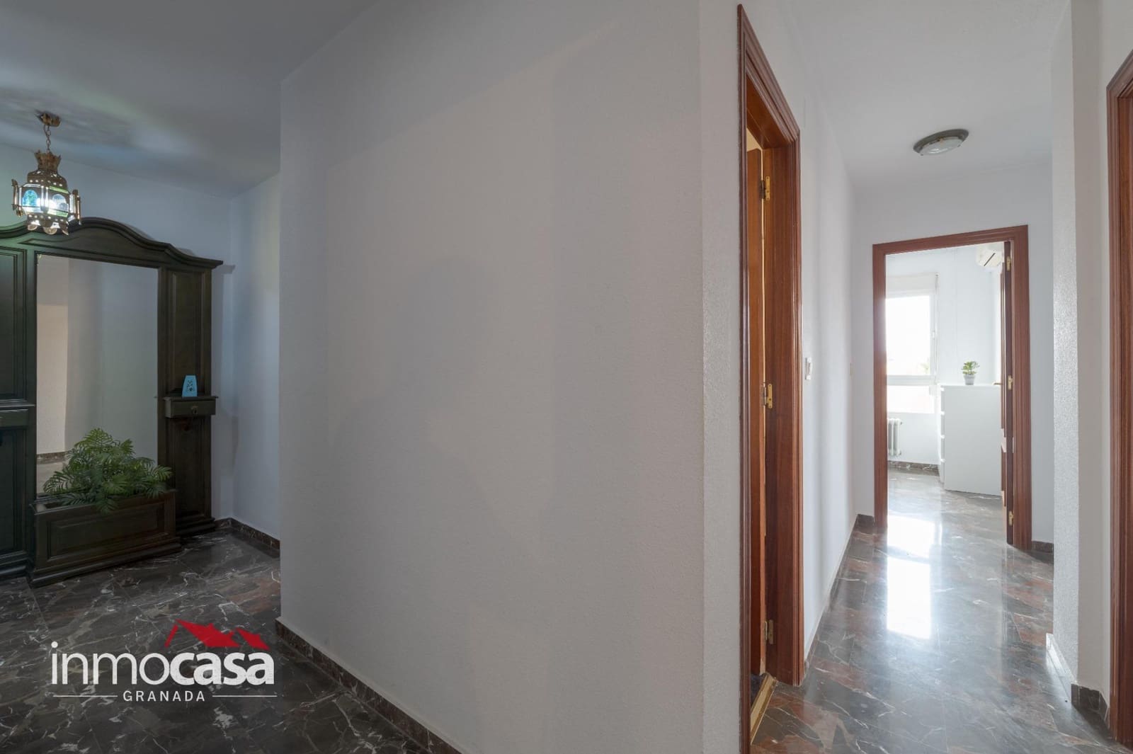 3 soveværelse Lejlighed til salg i Granada by med garage - € 299.999 (Ref: 10139852)