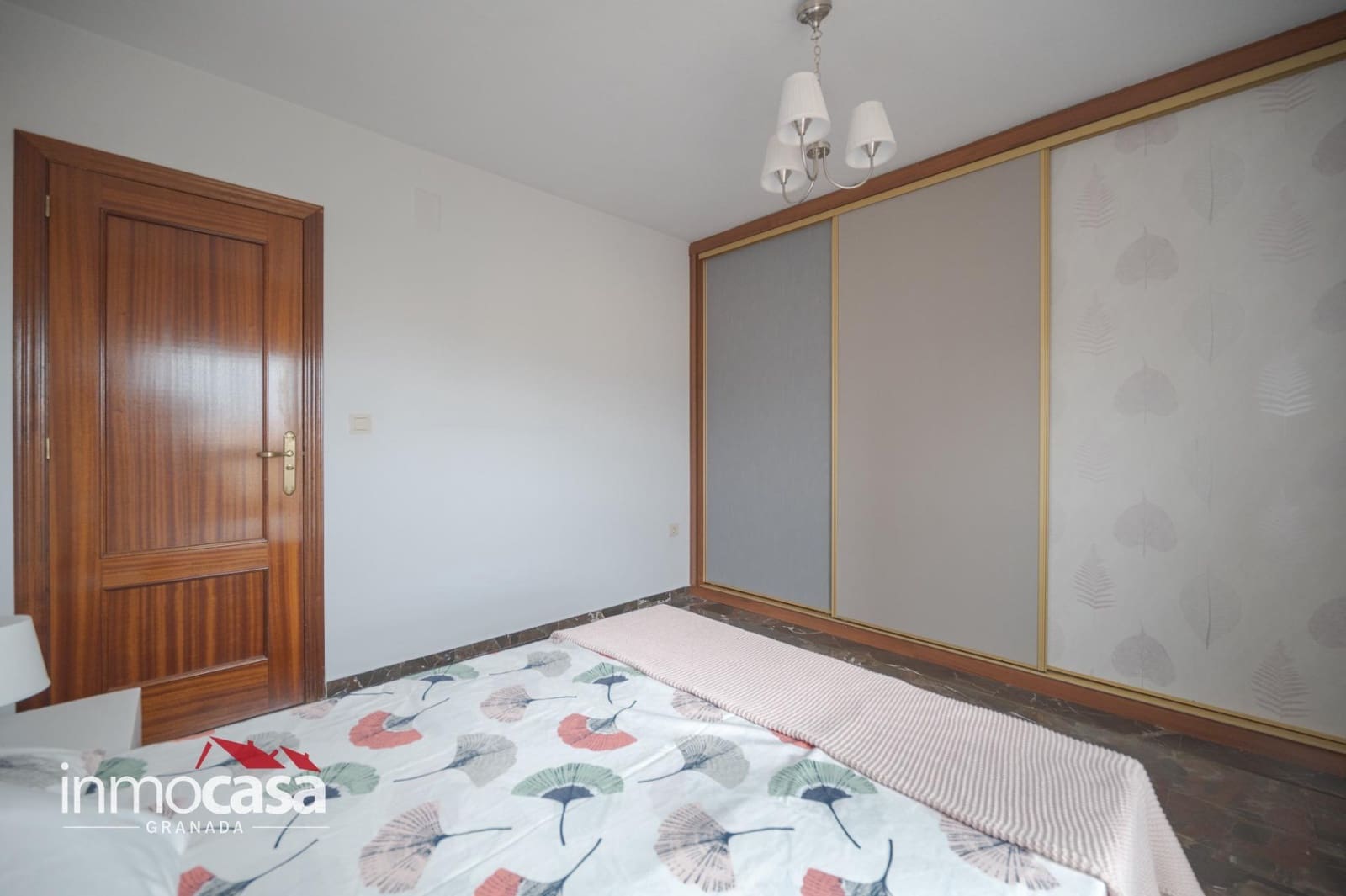 3 soveværelse Lejlighed til salg i Granada by med garage - € 299.999 (Ref: 10139852)