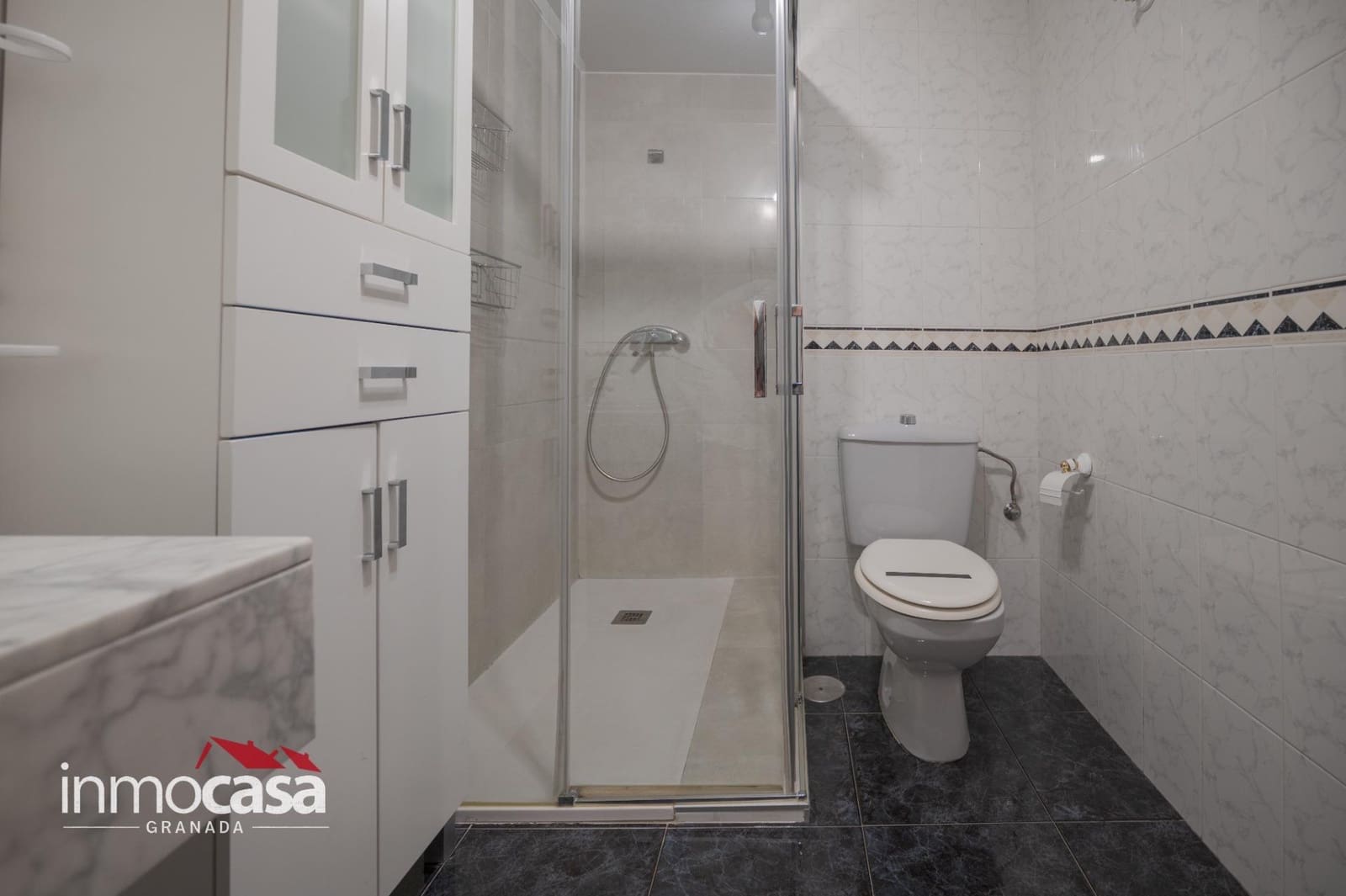 3 soveværelse Lejlighed til salg i Granada by med garage - € 299.999 (Ref: 10139852)