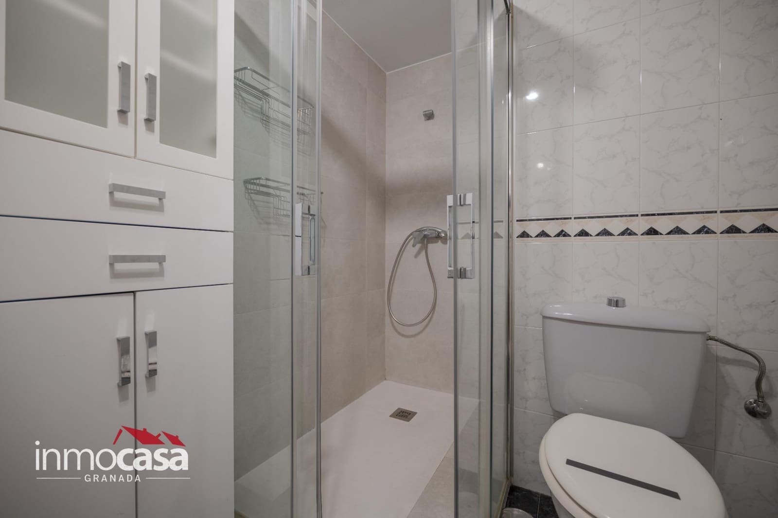 3 soveværelse Lejlighed til salg i Granada by med garage - € 299.999 (Ref: 10139852)