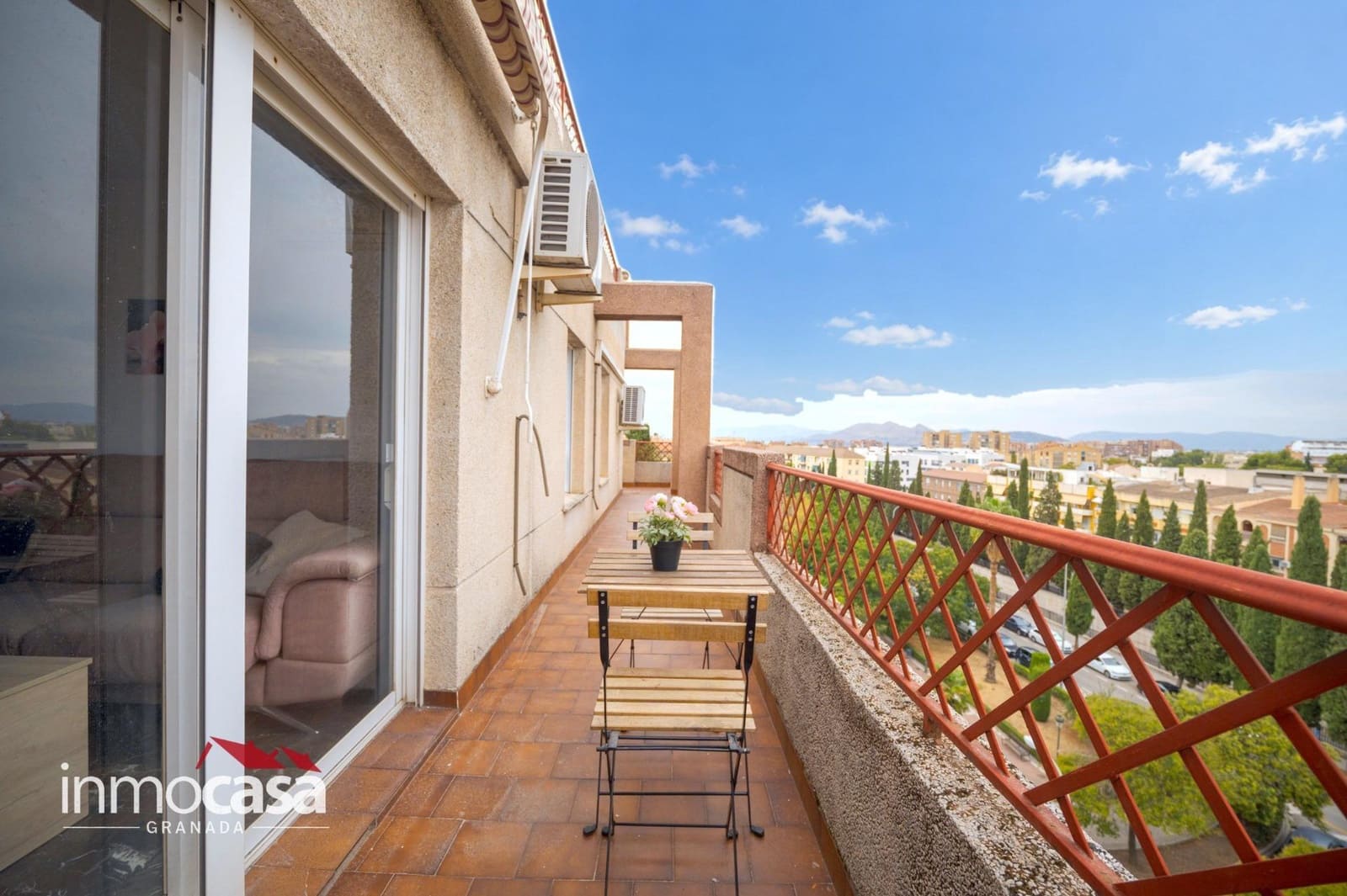 3 soveværelse Lejlighed til salg i Granada by med garage - € 299.999 (Ref: 10139852)