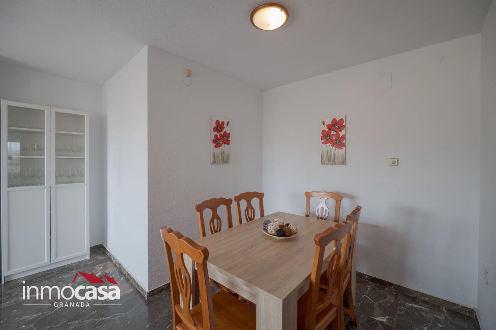 3 soveværelse Lejlighed til salg i Granada by med garage - € 299.999 (Ref: 10139852)