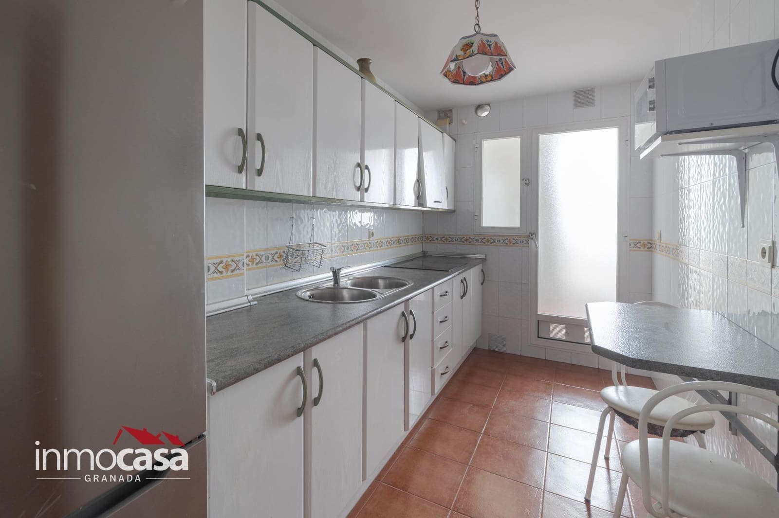 3 soveværelse Lejlighed til salg i Granada by med garage - € 299.999 (Ref: 10139852)