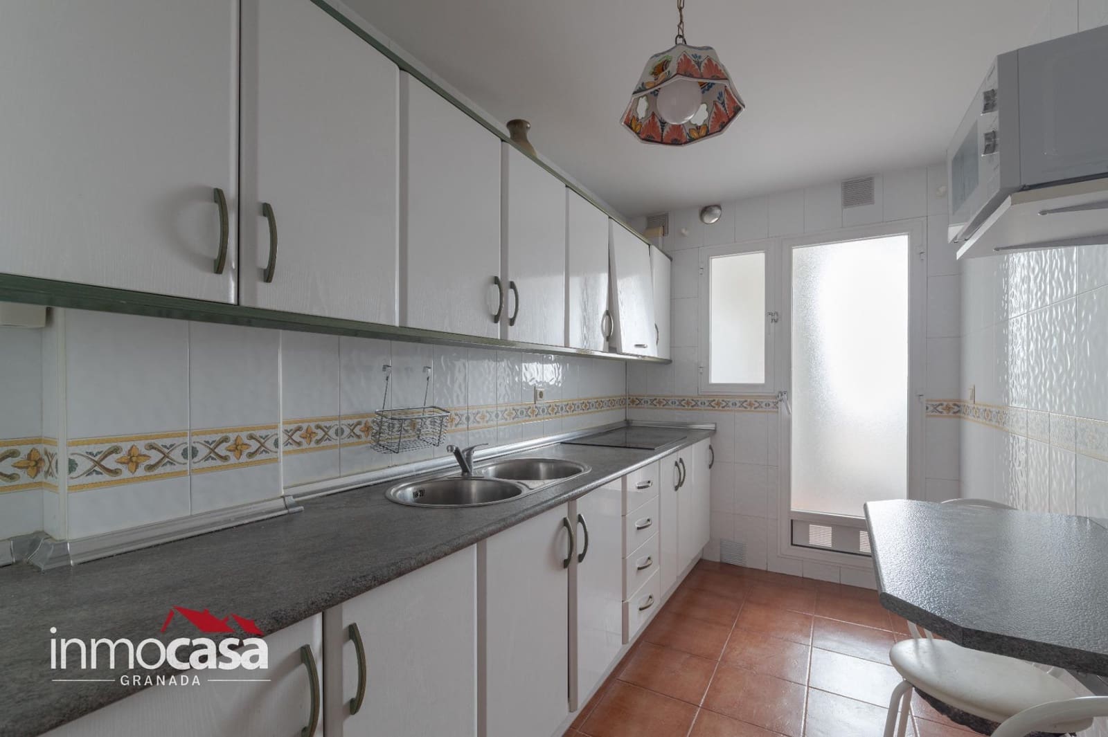 3 soveværelse Lejlighed til salg i Granada by med garage - € 299.999 (Ref: 10139852)