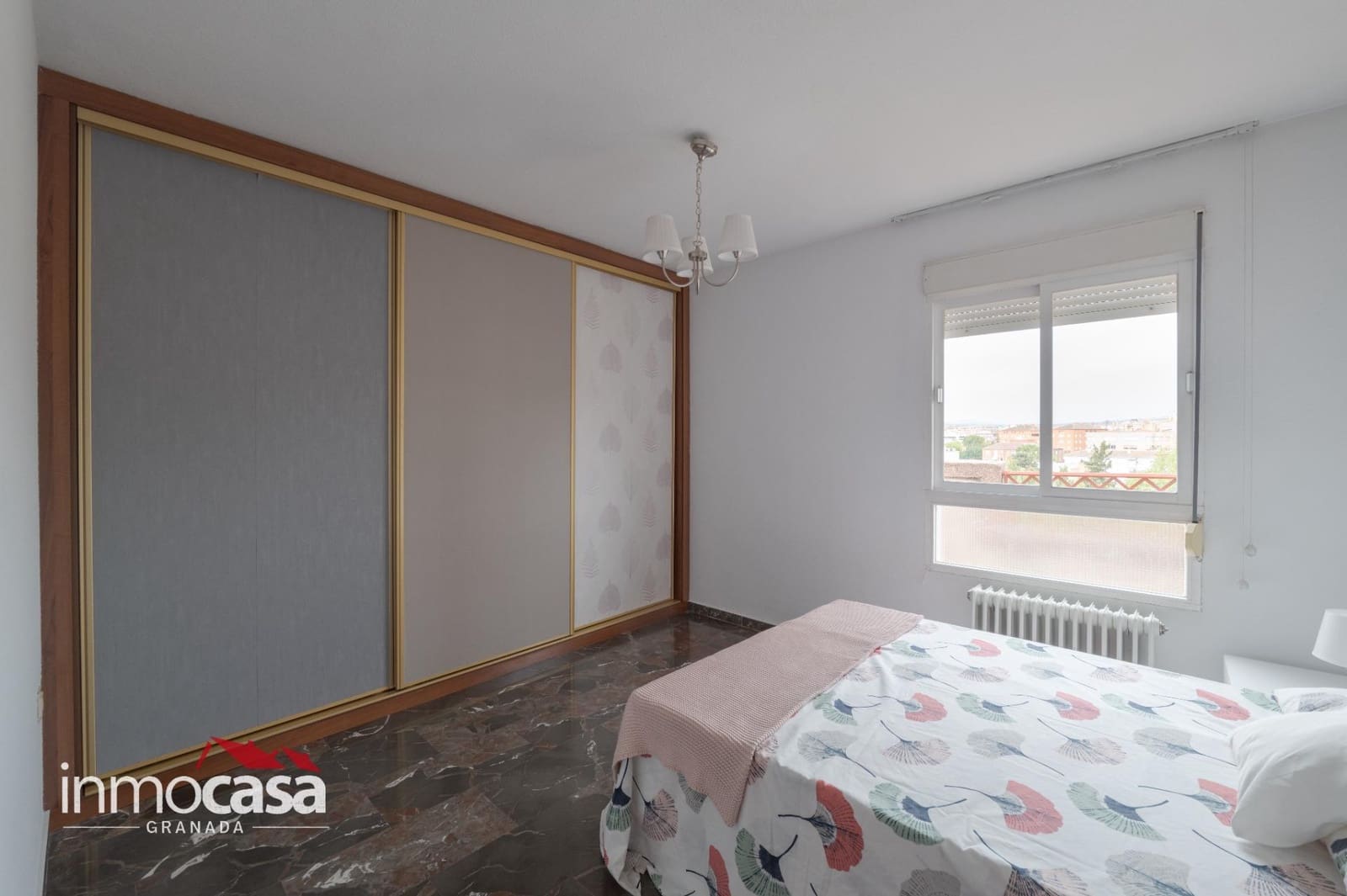 3 soveværelse Lejlighed til salg i Granada by med garage - € 299.999 (Ref: 10139852)