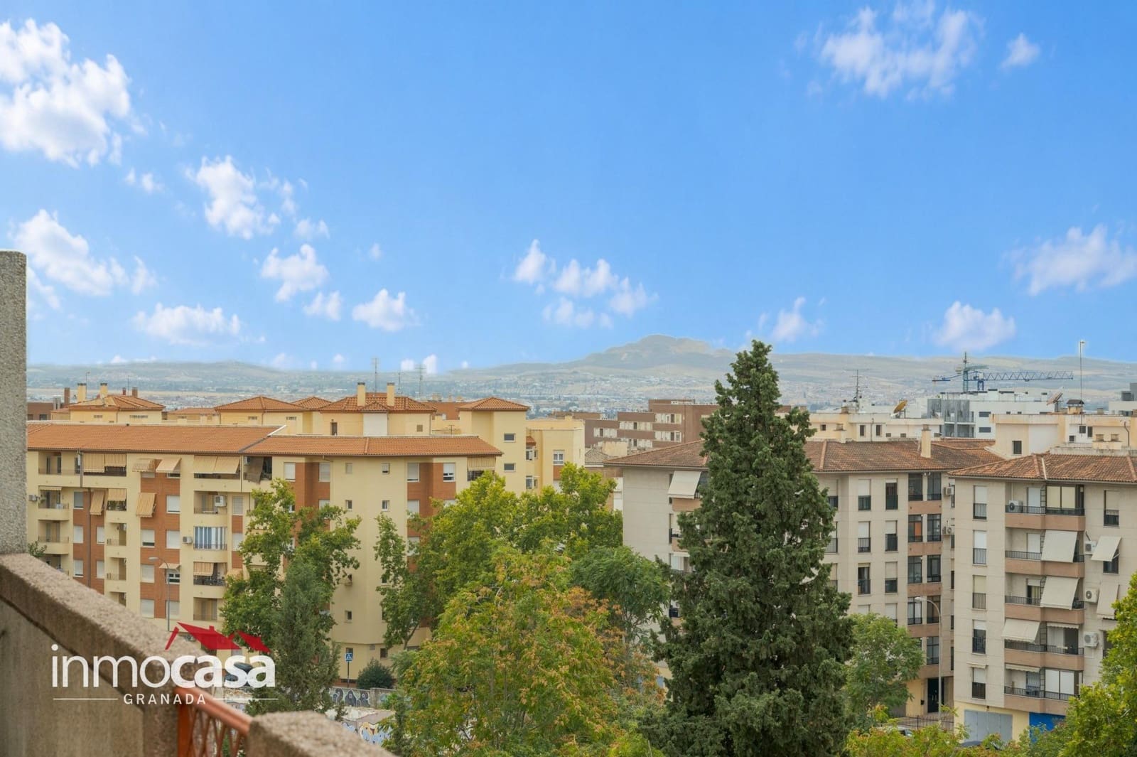 3 soveværelse Lejlighed til salg i Granada by med garage - € 299.999 (Ref: 10139852)
