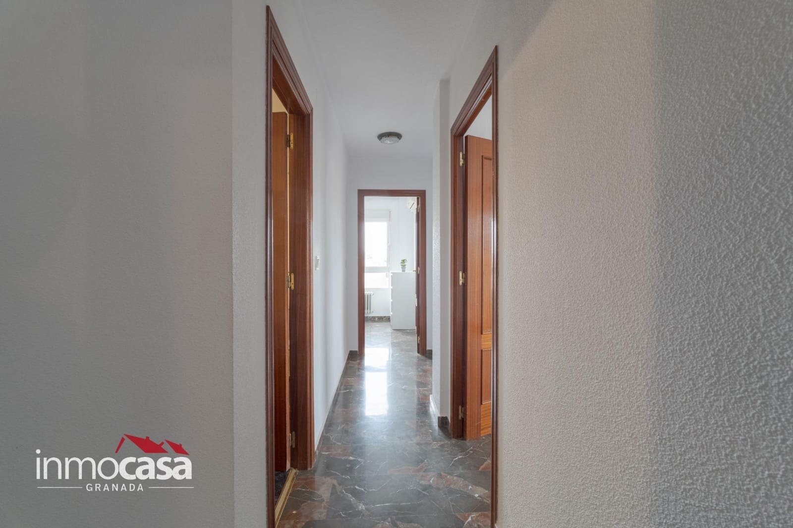 3 soveværelse Lejlighed til salg i Granada by med garage - € 299.999 (Ref: 10139852)