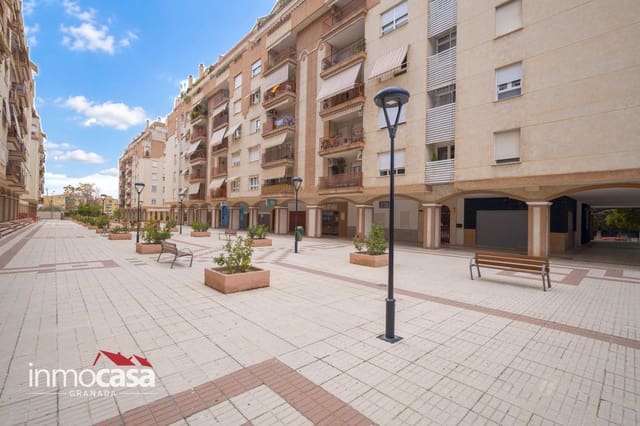 3 soveværelse Lejlighed til salg i Granada by med garage - € 299.999 (Ref: 10139852)