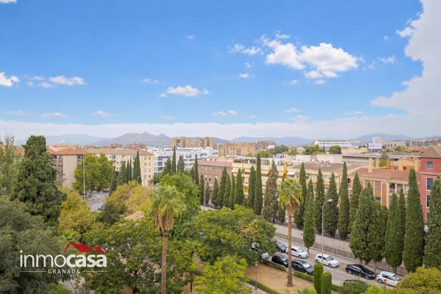 3 soveværelse Lejlighed til salg i Granada by med garage - € 299.999 (Ref: 10139852)