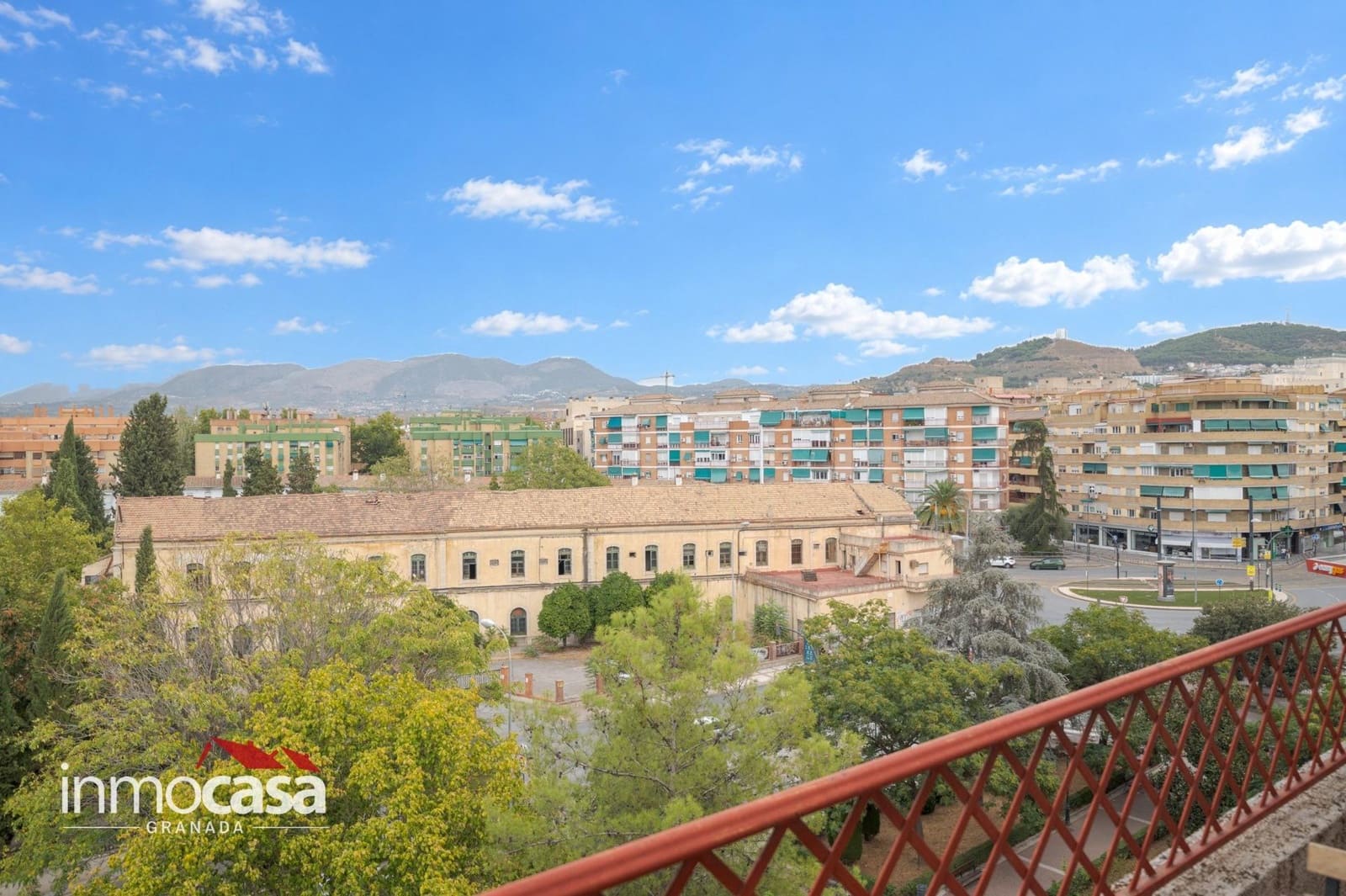 3 soveværelse Lejlighed til salg i Granada by med garage - € 299.999 (Ref: 10139852)
