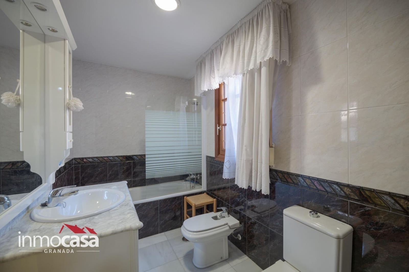 6 quarto Moradia para venda em Maracena com garagem - 380 000 € (Ref: 10159848)