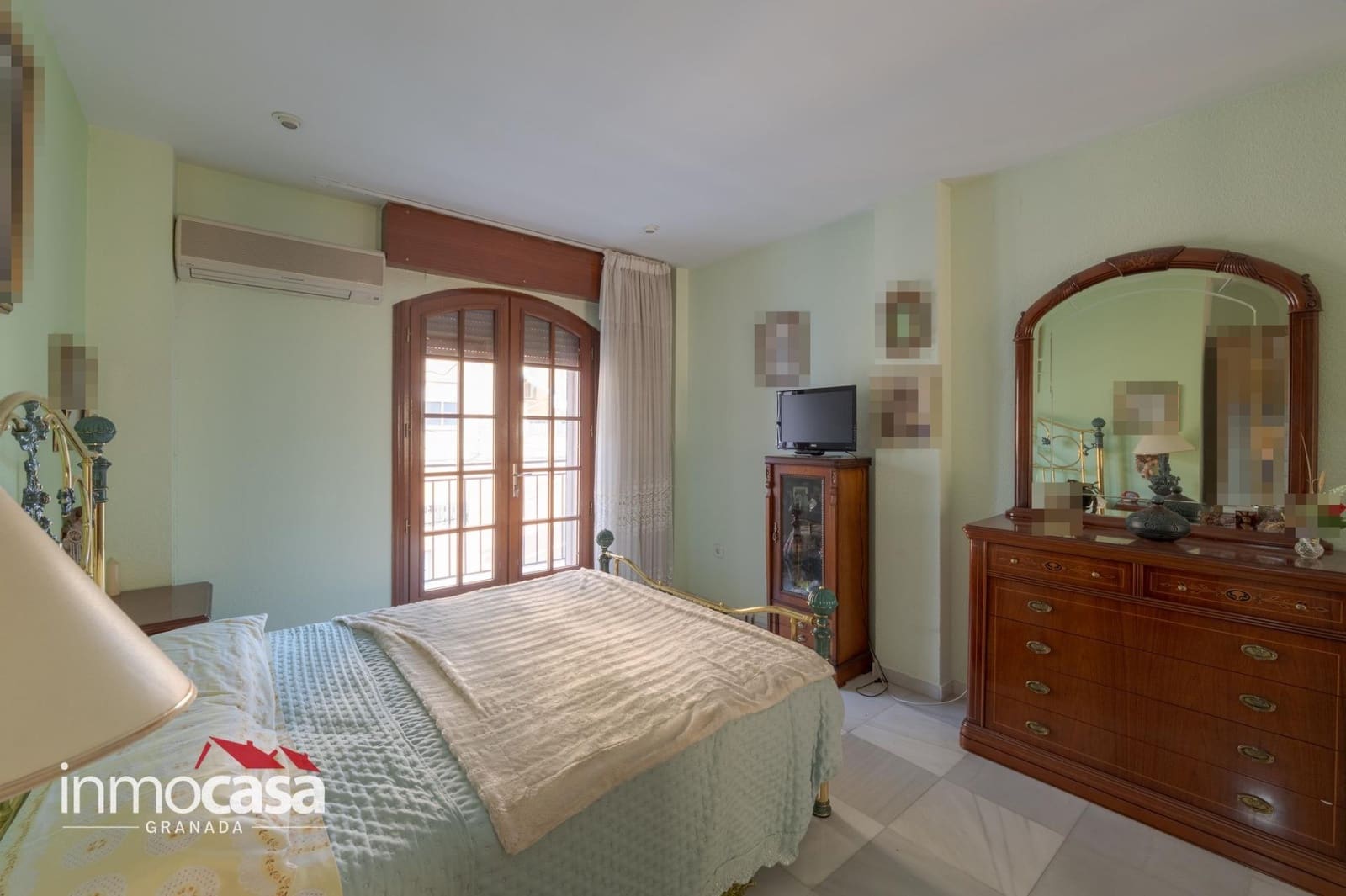 6 quarto Moradia para venda em Maracena com garagem - 380 000 € (Ref: 10159848)
