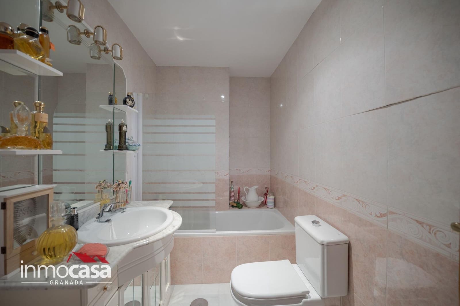 6 quarto Moradia para venda em Maracena com garagem - 380 000 € (Ref: 10159848)