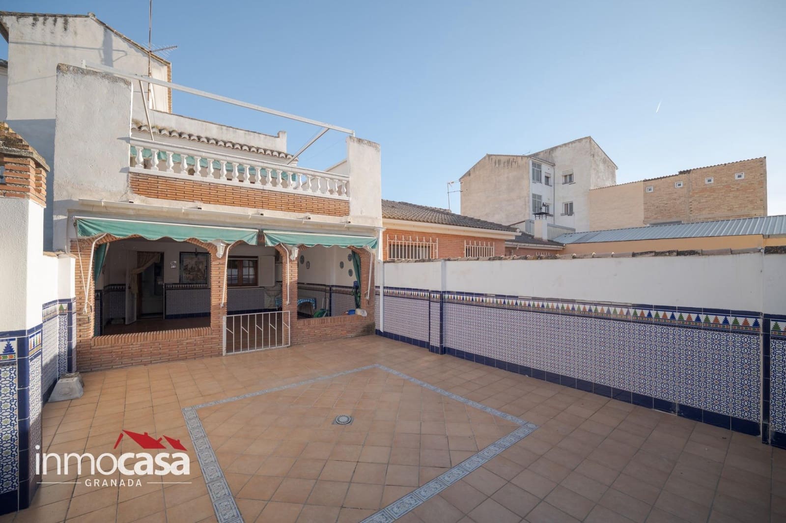 6 quarto Moradia para venda em Maracena com garagem - 380 000 € (Ref: 10159848)