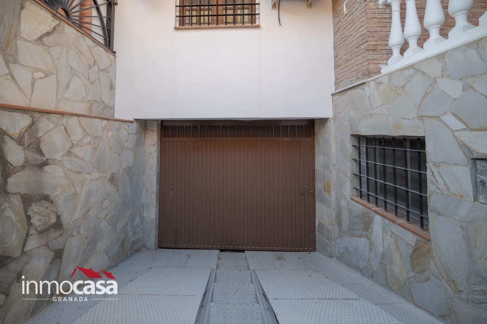 6 quarto Moradia para venda em Maracena com garagem - 380 000 € (Ref: 10159848)