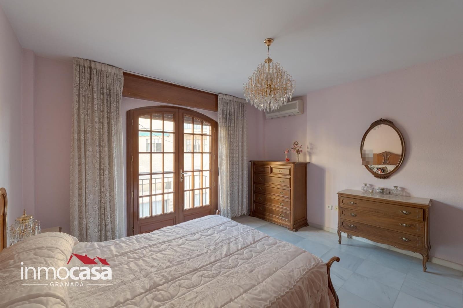 6 quarto Moradia para venda em Maracena com garagem - 380 000 € (Ref: 10159848)