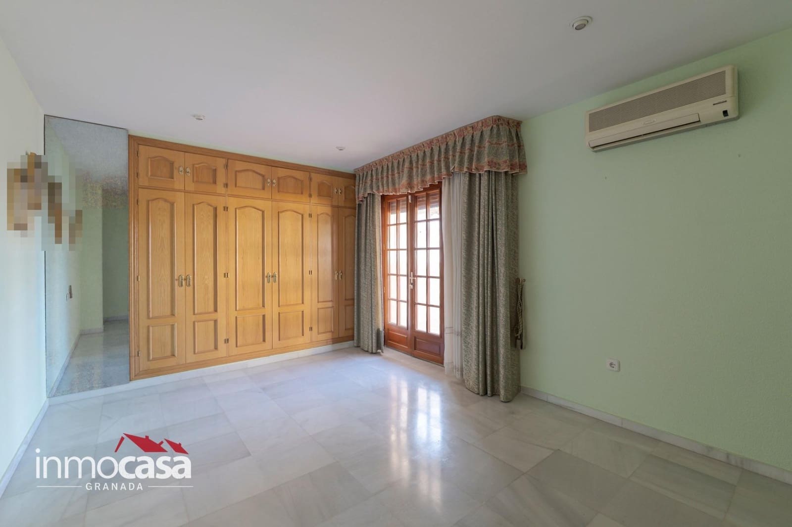 6 quarto Moradia para venda em Maracena com garagem - 380 000 € (Ref: 10159848)
