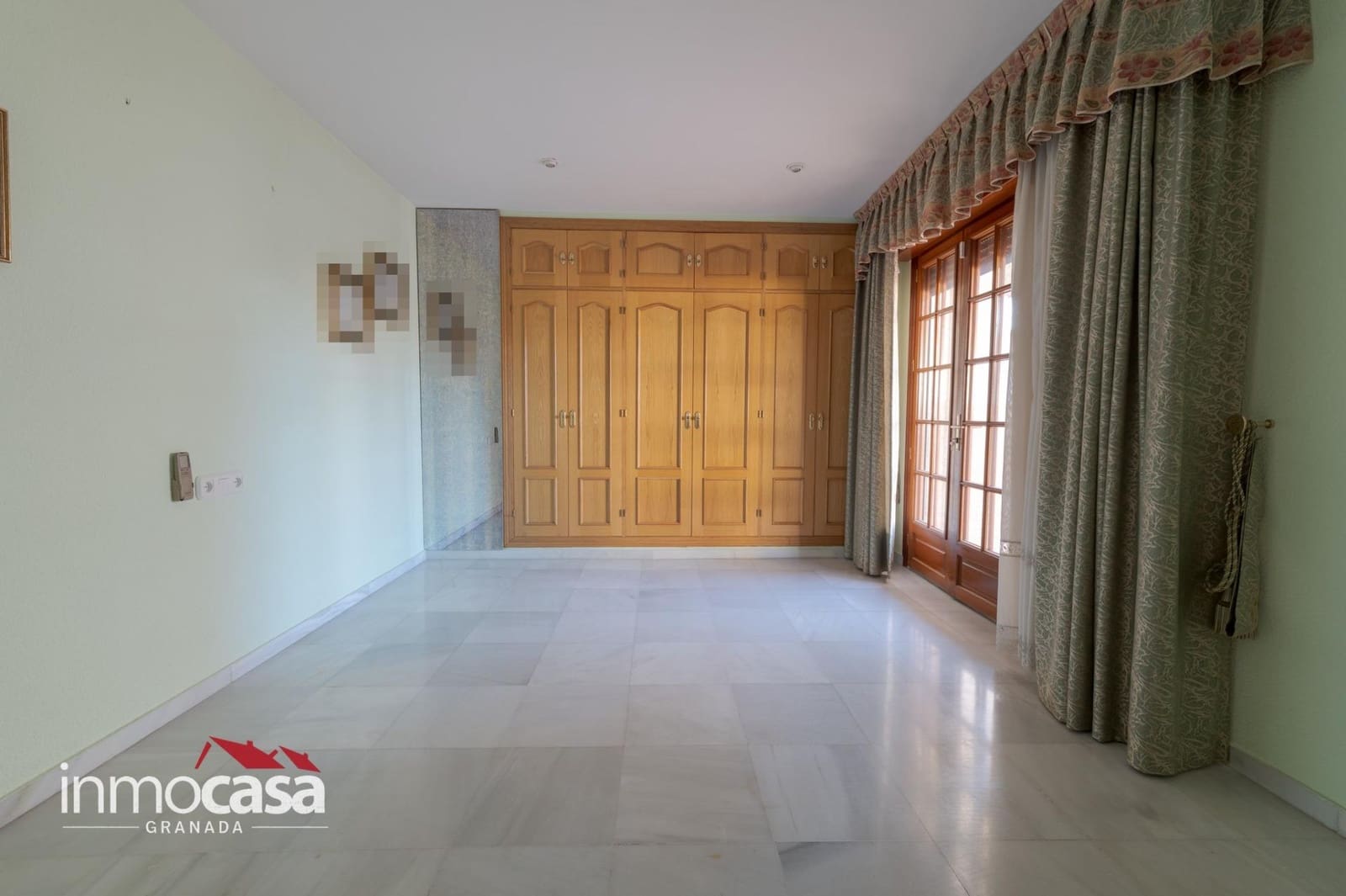 6 quarto Moradia para venda em Maracena com garagem - 380 000 € (Ref: 10159848)