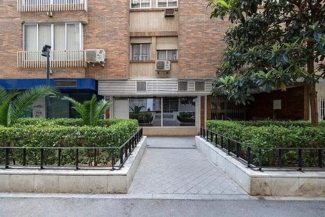 Comercial para arrendar em Granada cidade - 600 € (Ref: 10165178)