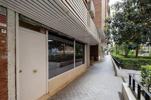 Comercial para arrendar em Granada cidade - 600 € (Ref: 10165178)